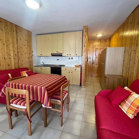 Berto'S House Apartment Montoso Екстериор снимка
