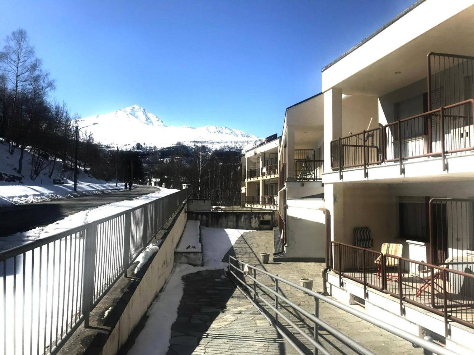 Berto'S House Apartment Montoso Екстериор снимка